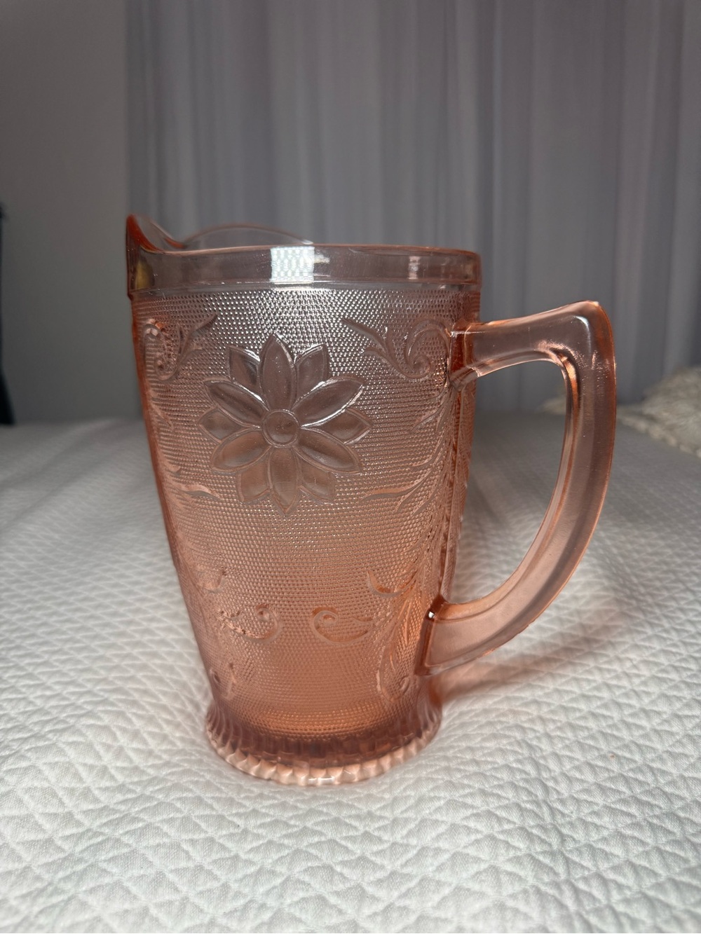 Vintage Tiara Indiana Glass Peach Pink Sandwich 64 Oz Pitcher Floral/ READ DESC.